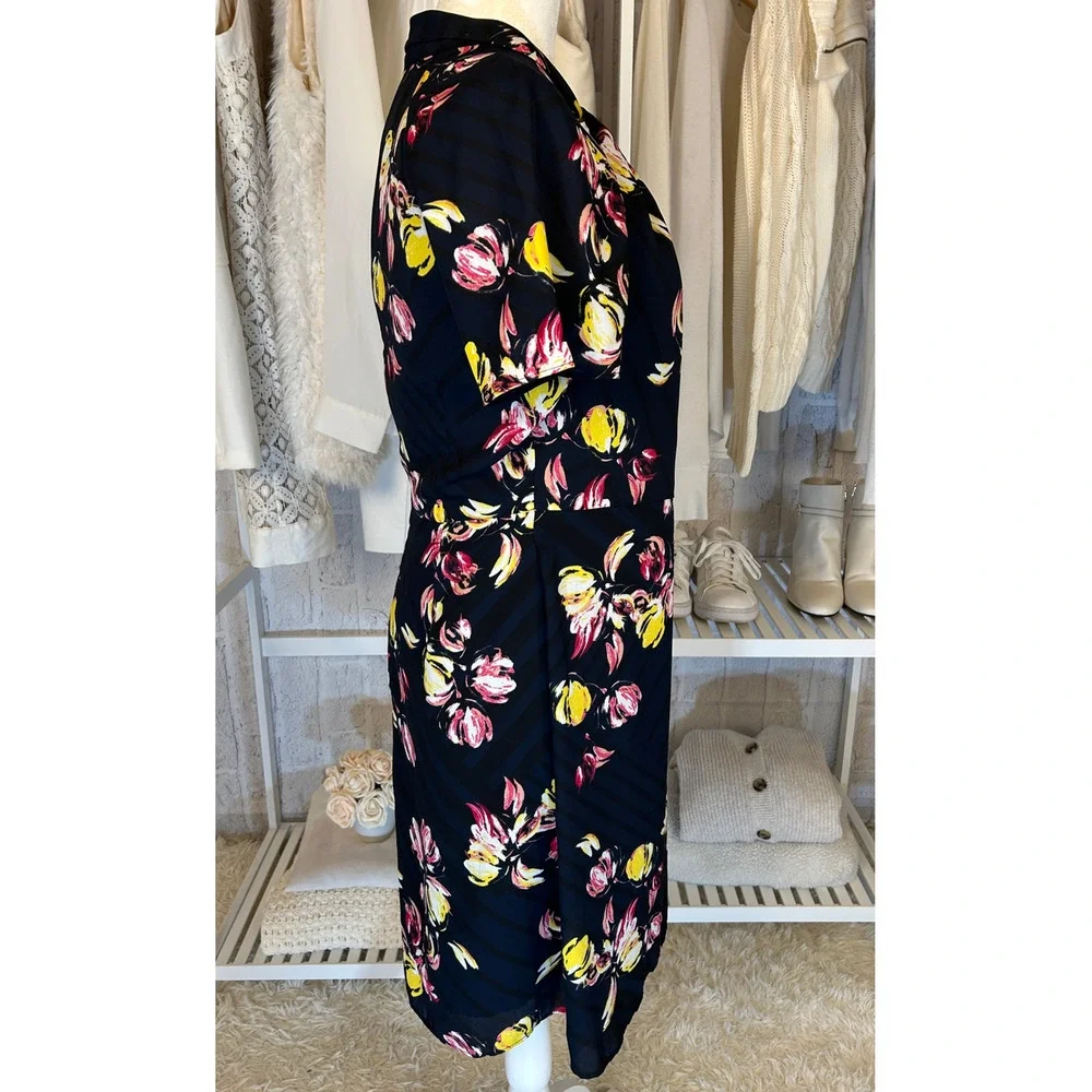 Banana Republic Womens Sz 6 Navy Twist Neck Multicolor Floral Sheath Dress #0433 - Picture 2 of 12